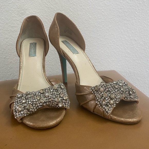 Betsey Johnson Gown Leather Rhinestone Peep-toe Heels in size 10-Lightly worn - Picture 2 of 9